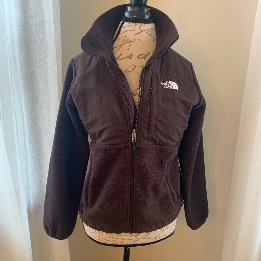 Women’s brown North Face jacket